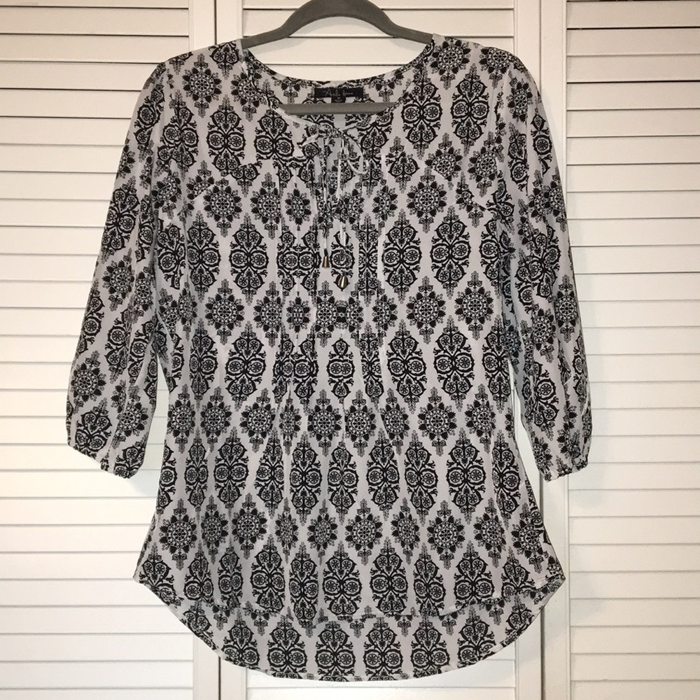 Antilia Femme Tunic - NWOT